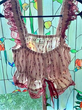 Vintage-Inspired Pink Lace Trim Women's Sleep Top